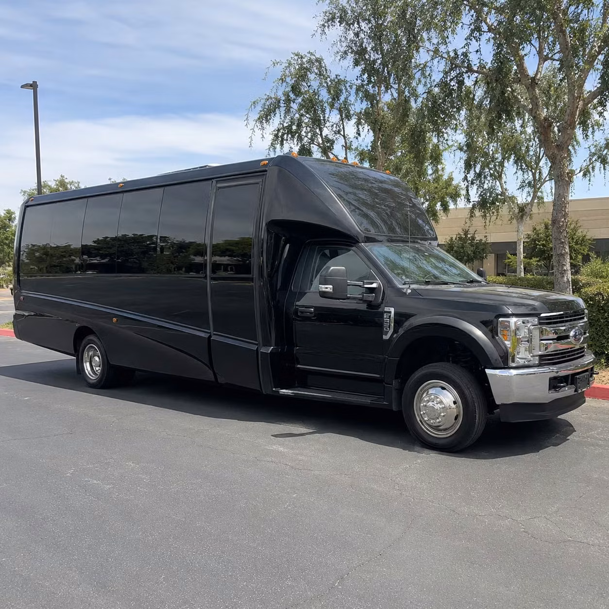 bus rentals for plymouth concerts music festival
